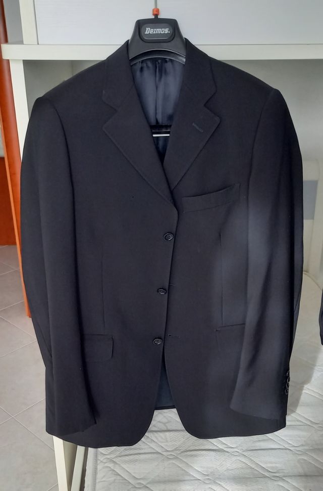 Abito uomo taglia 44/46