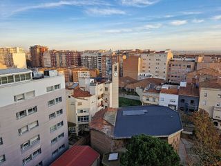 Piso en venta en Instituts - Universitat en Lleida