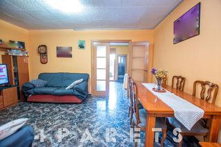 Piso en venta en Cerdanyola sur en Mataró