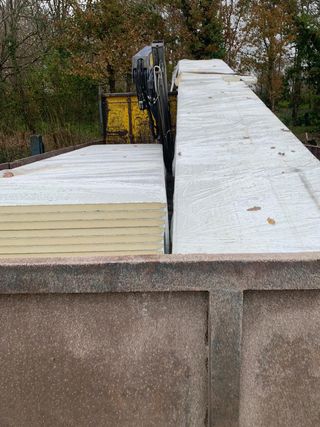 PANEL SÁNDWICH DE FACHADA