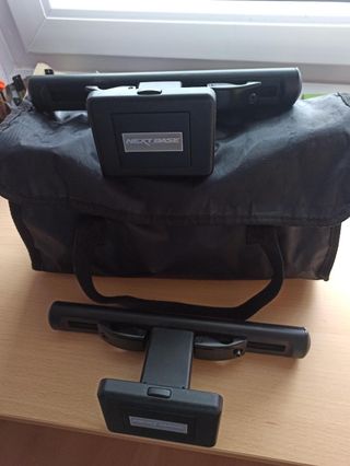 DVD portátil con doble pantalla para coche