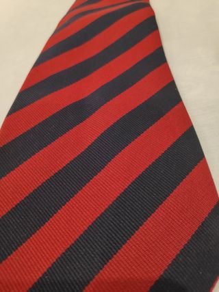 CORBATA A RAYAS PARA HOMBRE