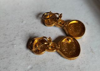 Pendientes antiguos chapado en oro