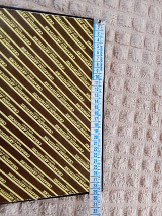 Quadro con specchio e rilevo