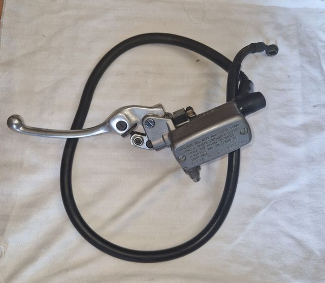 Bomba freno delantero vfr 750