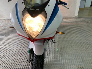 Suzuki GS500F