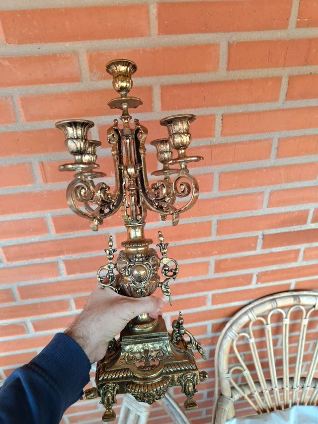 Candelabros de bronce auténtico