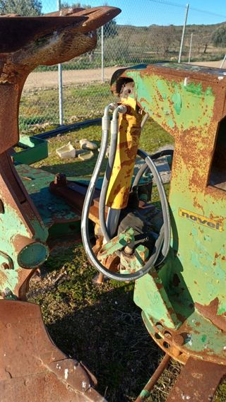 arado de 3 vertederas