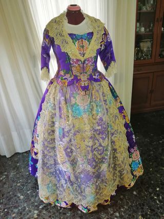 Traje de fallera 