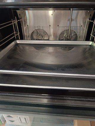 Horno convección de 4 bandejas con humidificador