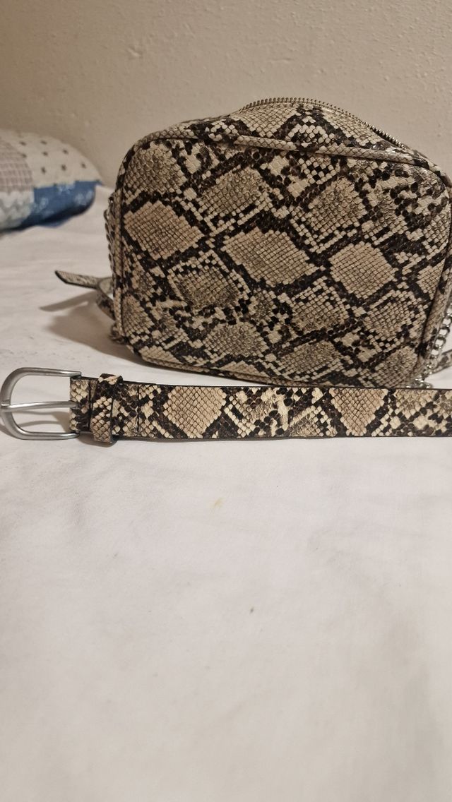 Bolso serpiente cinturon a juego y otro de ante