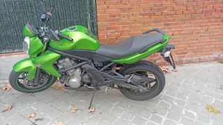 Moto Kawasaki er6-n ABS