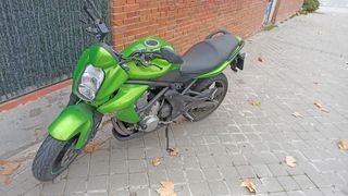 Moto Kawasaki er6-n ABS