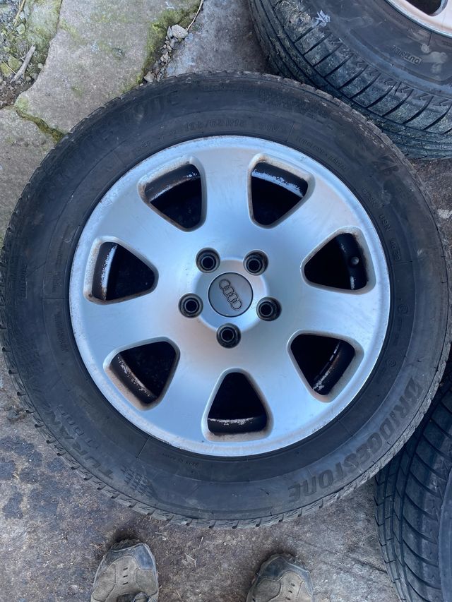 Llantas con neumaticos audi vw