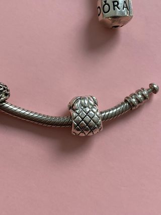 Charm Pandora Piña 