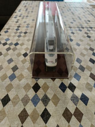 Maqueta tren Ave Serie 112