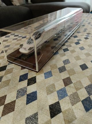 Maqueta tren Ave Serie 112