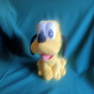 Lote 6 peluches Disney/Playmobil/Legion