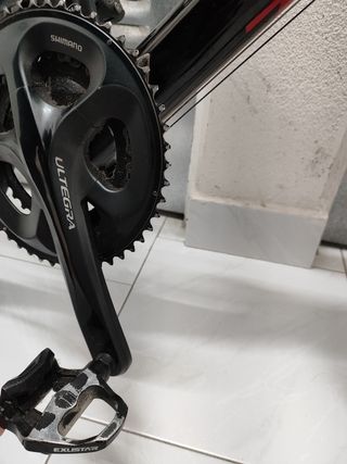 Bicicleta de carretera.  Trek Madone carbono.