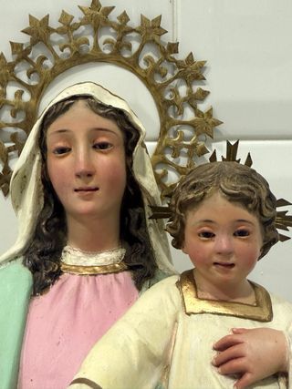 ESPECTACULAR VIRGEN MARÍA AUXILIADORA OLOT