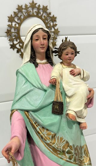 ESPECTACULAR VIRGEN MARÍA AUXILIADORA OLOT