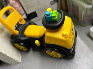 Corre pasillos. Marca molto