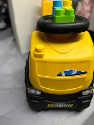 Corre pasillos. Marca molto