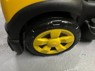 Corre pasillos. Marca molto