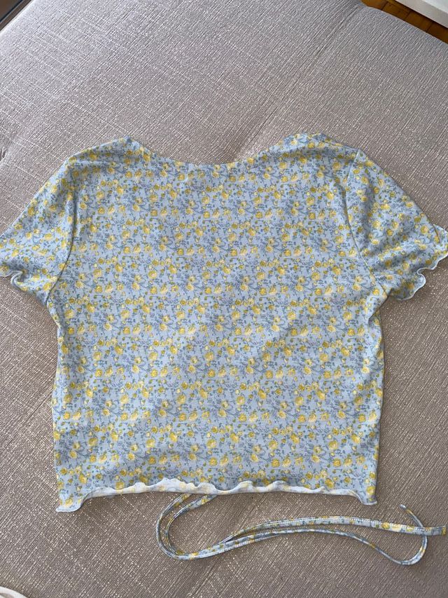 Camiseta crop de Shein ,coquette . Como nueva