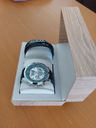 Reloj SSK y pulsera SSK.Sin estrenar 