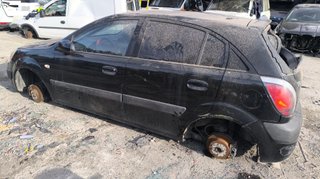 KIA RIO II 1.5 CRDI 2006