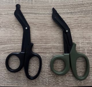 Tijeras de Primeros Auxilios