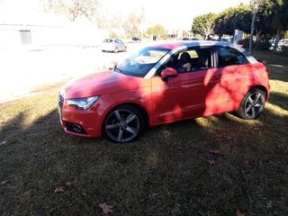 Audi A1 2012 .1600 TDI 116 cv edicion