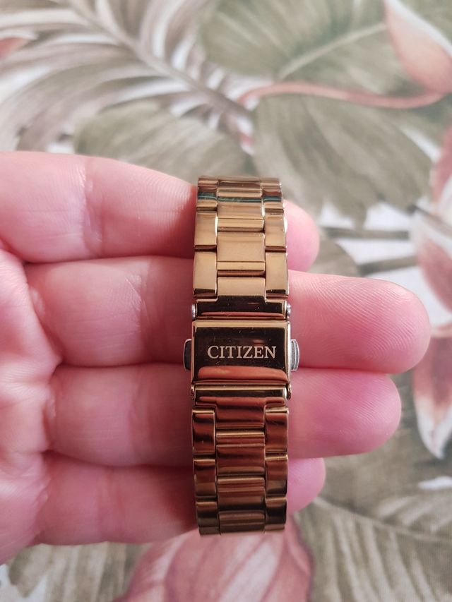 Reloj Citizen mujer de segunda mano por 70 EUR en Gandía en WALLAPOP