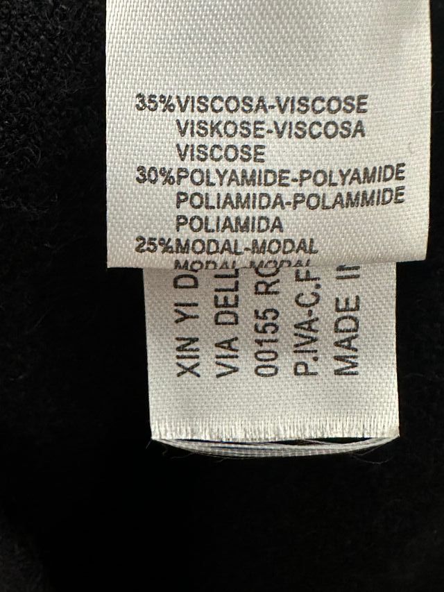 Abito in maglia nero