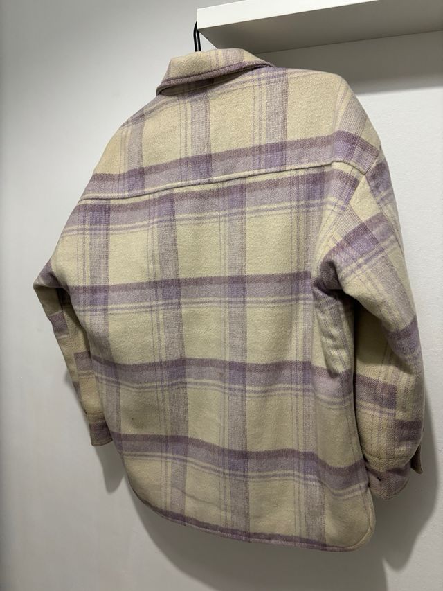 Abrigo/sobrecamisa afelpada