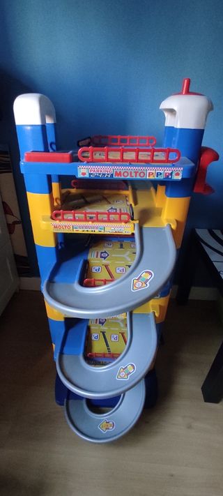 Parking infantil Moltó (6 plantas)