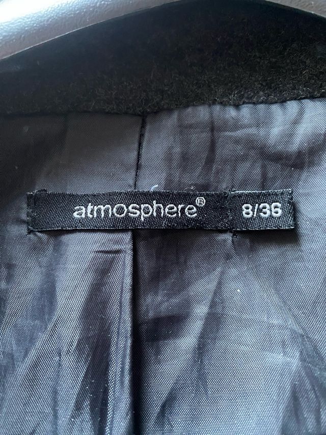 Abrigo. Gris oscuro. Talla 36. Mujer