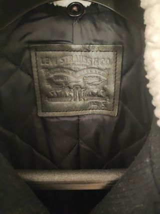 Chaquetón negro mujer Levis strauss