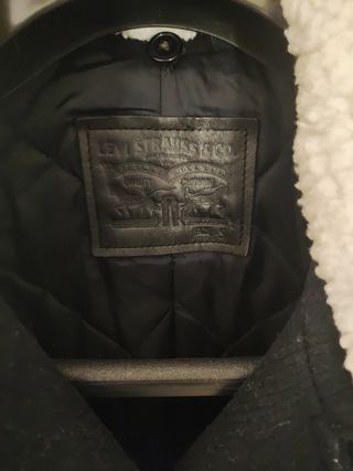 Chaquetón negro mujer Levis strauss