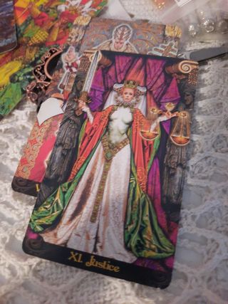 Baralho Oráculo Tarôt Illuminati