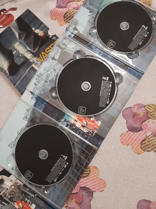 Vasco Buoni o Cattivi  live anthology