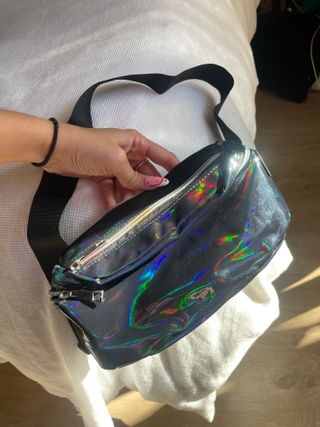 Riñonera negro iridiscente