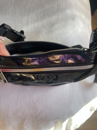 Riñonera negro iridiscente