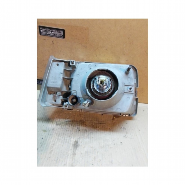 Faro izquierdo Seat Marbella (28) (1986-19 a_17856