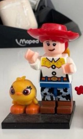 LEGO figuras MARVEL DISNEY y otros