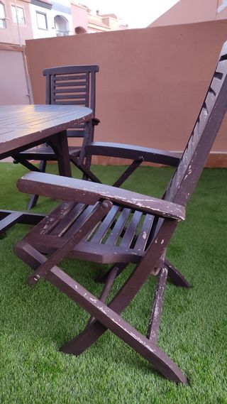 Mesa y sillas exterior madera