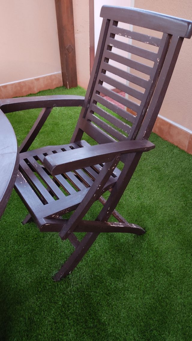 Mesa y sillas exterior madera