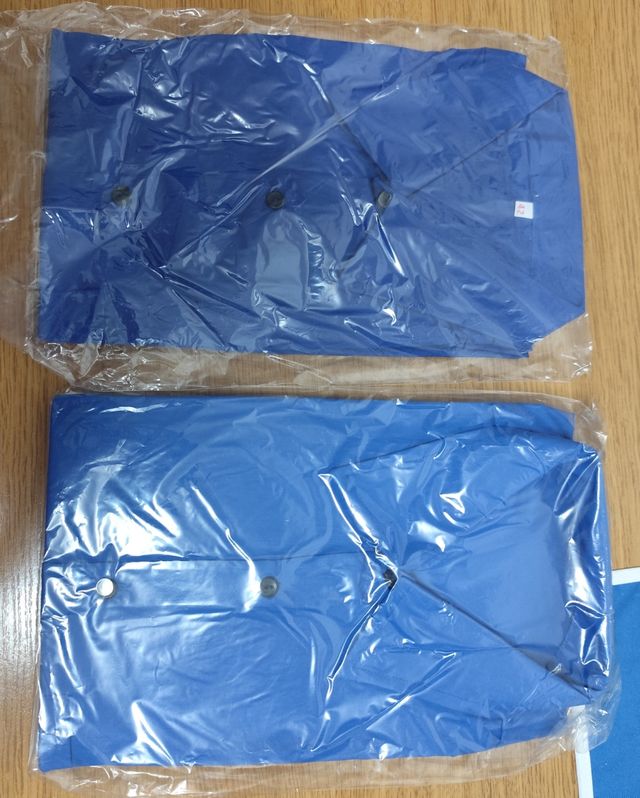 2 Camisas de trabajo