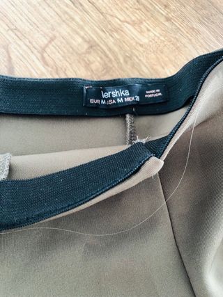 Falda con vuelo. Militar